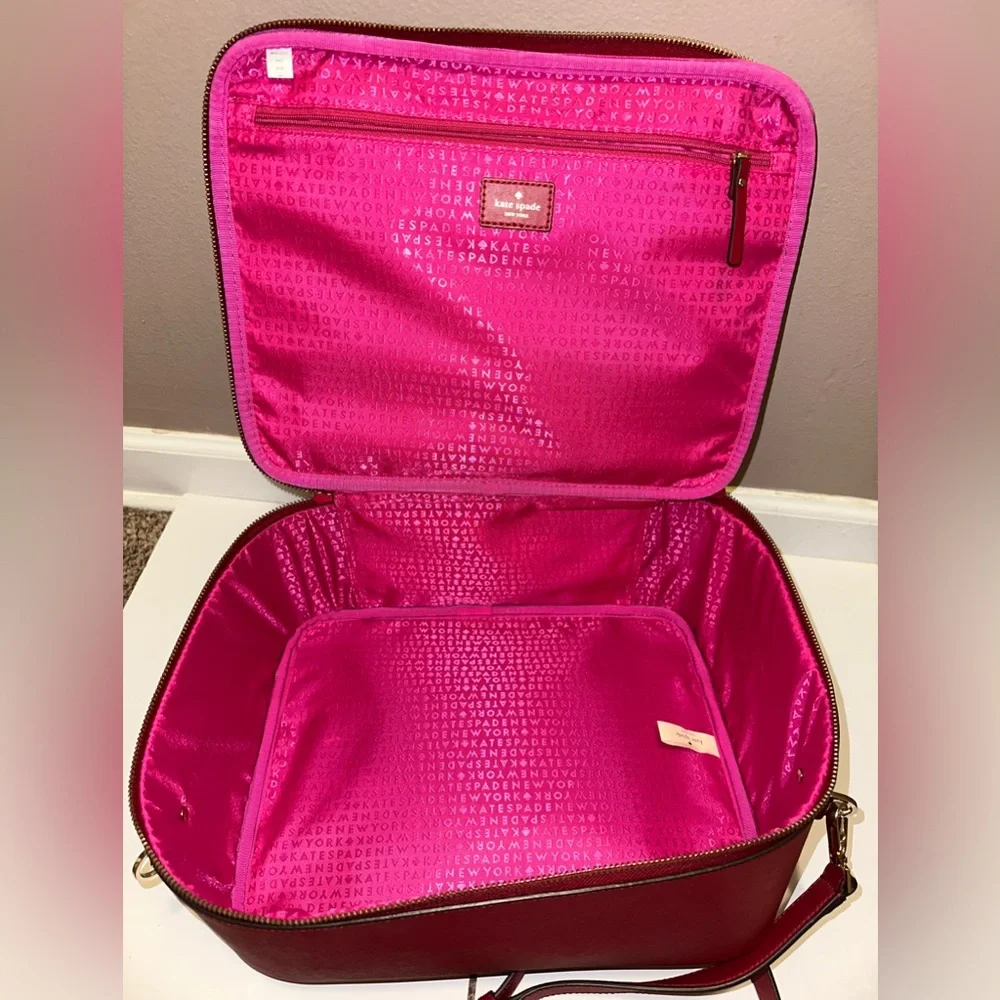 Kate Spade EUC Red Saffiano Leather Bon Voyage Suitcase Topper Travel Bag
